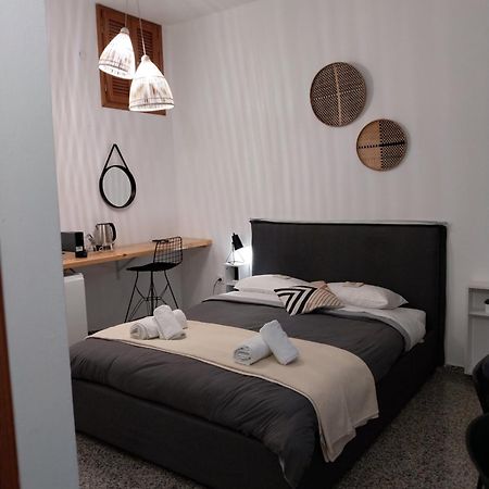 Homdwell Fine Living 2 Apartment Ermoupoli Luaran gambar